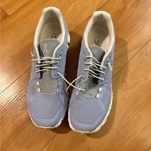On Cloud 5 Running Shoes Size 10 NWOT